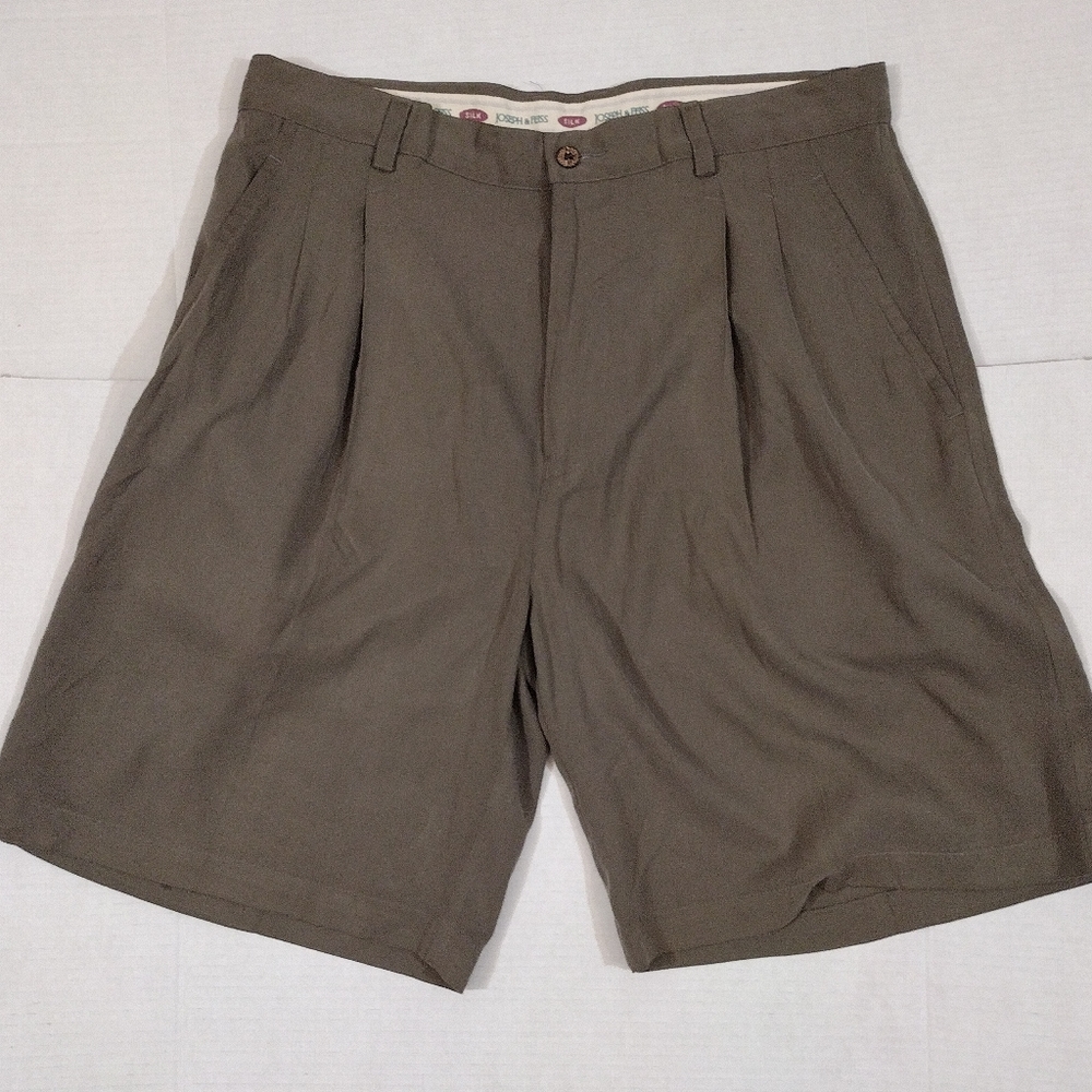 Joseph & Feiss SILK chino Shorts, pockets, zipper, pleats, sage green, Men, 34